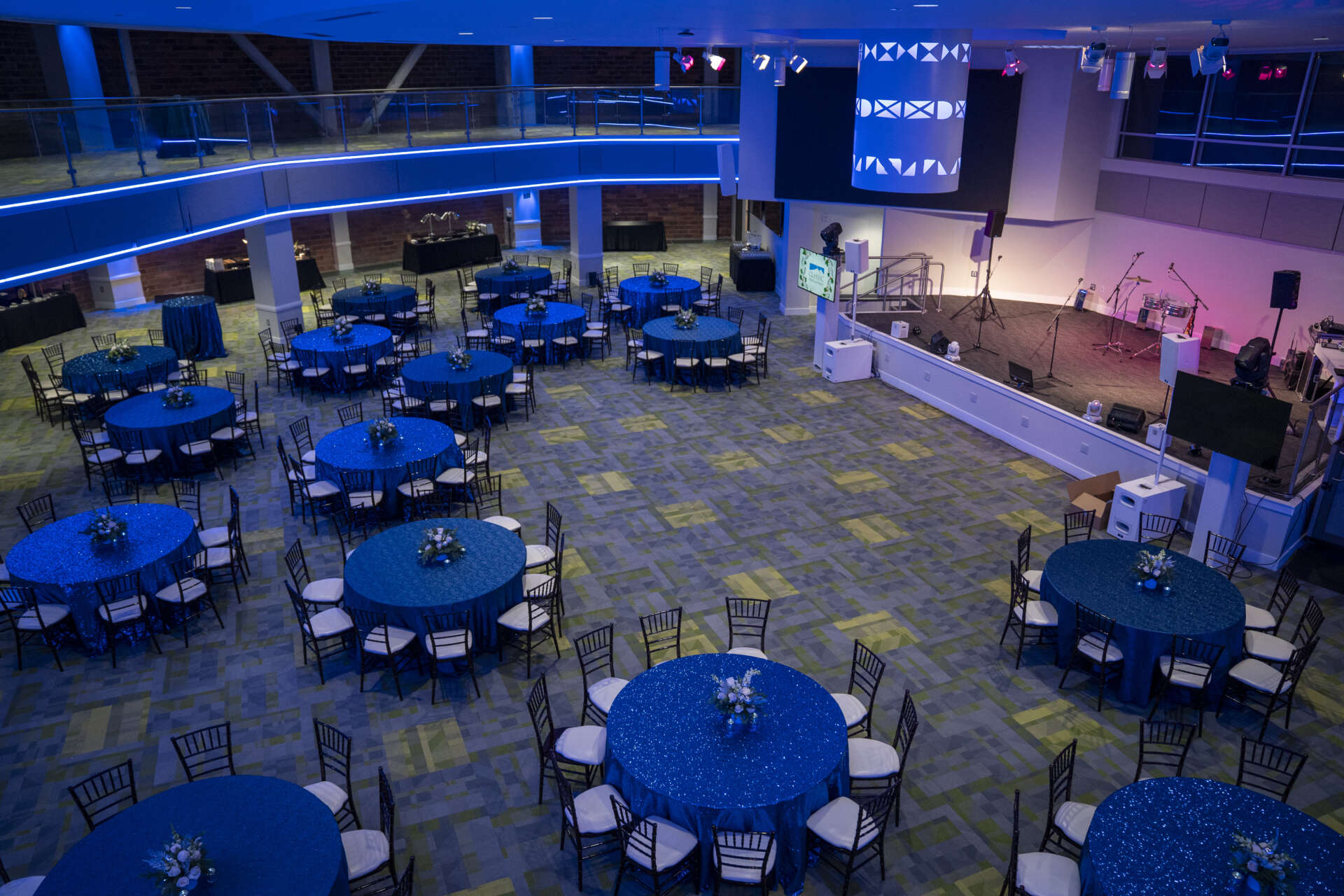 Unique Atlanta Prom Venue Zoo Atlanta