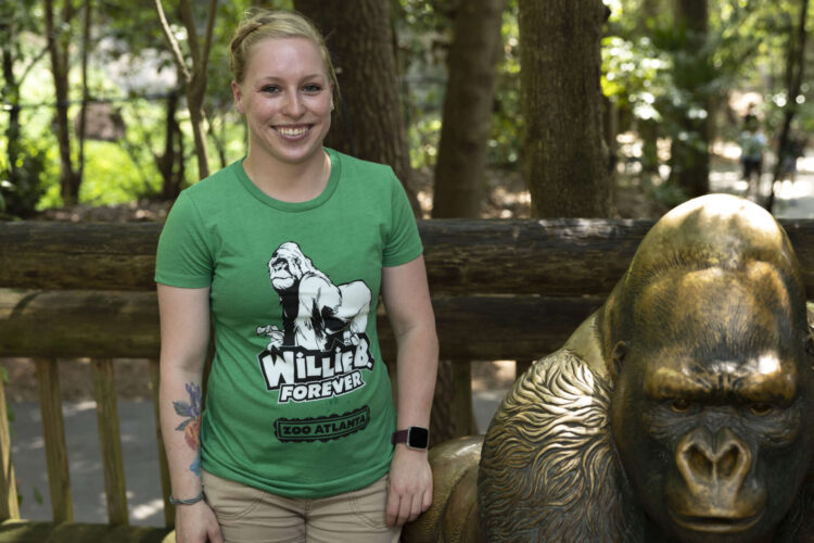 Limited-edition Willie B. T-shirt! - Zoo Atlanta